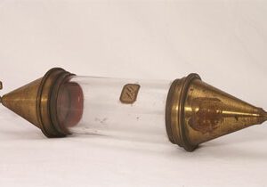 Air pressure fountain