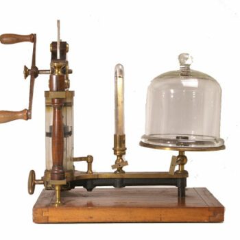 Two cylinder vacuum pomp - Van Leest Antiques - The best antiques in