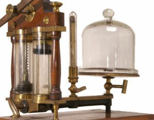 Two cylinder vacuum pomp - Van Leest Antiques - The best antiques in